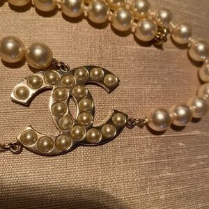 CHANEL Logo Pearl Belt